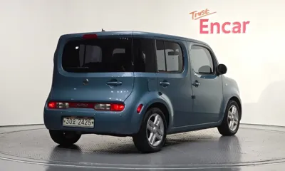 Nissan Cube 2011, 142680 км, за 2134.79 USD