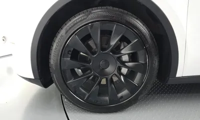 Tesla Model Y 2021, 60198 км, за 25342.03 USD