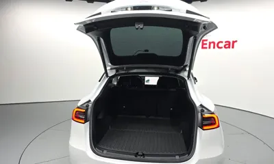 Tesla Model Y 2021, 60198 км, за 25342.03 USD - фото 20