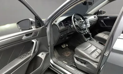 Volkswagen Tiguan 2020, 181515 км, за 16410.66 USD - фото 10