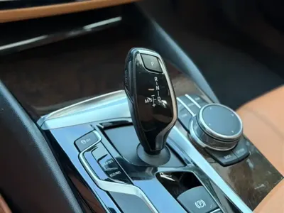 BMW 5 Series 2017, 90000 км, за 15611.76 USD - фото 8