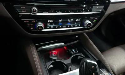 BMW 5-Series 2019, 106440 км, за 16848.36 USD - фото 17