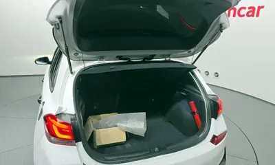 Hyundai i30 2020, 112606 км, за 10331.12 USD - фото 20