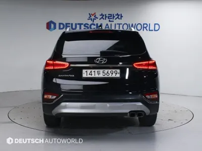 Hyundai Santafe 2020, 129747 км, за 11384.35 USD