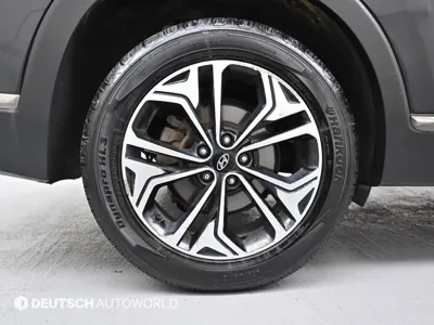Hyundai Santafe 2020, 129747 км, за 11384.35 USD