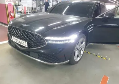 Genesis G90 2022, 105335 км, за 7168.18 USD