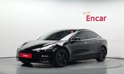 Tesla Model 3 · 2020 год