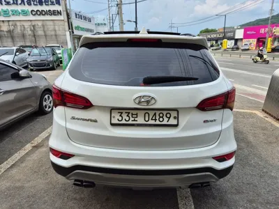Hyundai Santafe 2017, 141091 км, за 9386.9 USD