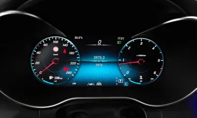 Mercedes-Benz GLC-Class 2022, 3976 км, за 32461.65 USD - фото 8