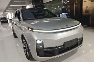Li Auto L9 2022, 102899 км, за 36242 USD