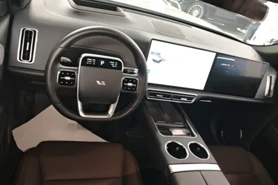 Li Auto L9 2022, 102899 км, за 36242 USD - фото 13