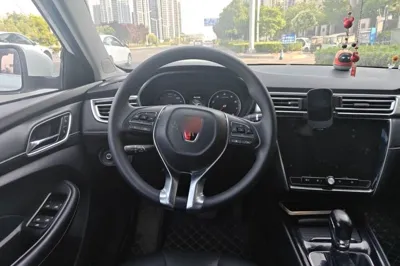 Roewe i5 2019, 59600 км, за 4425 USD - фото 10