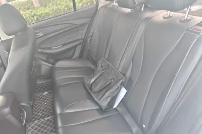 Roewe i5 2019, 59600 км, за 4425 USD - фото 17