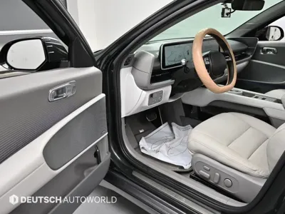 Hyundai Ioniq6 2023, 63155 км, за 22252.86 USD - фото 11