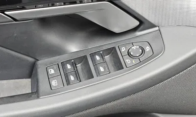 BMW 5-Series 2024, 15557 км, за 46934.49 USD - фото 28