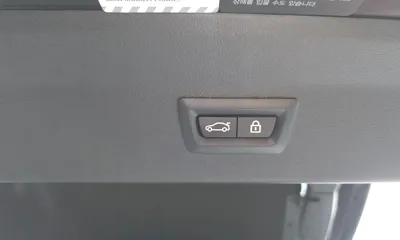 BMW X4 2021, 62356 км, за 29732.4 USD - фото 20