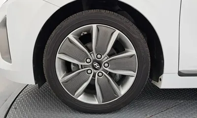 Hyundai Ioniq 2016, 82619 км, за 8977.37 USD