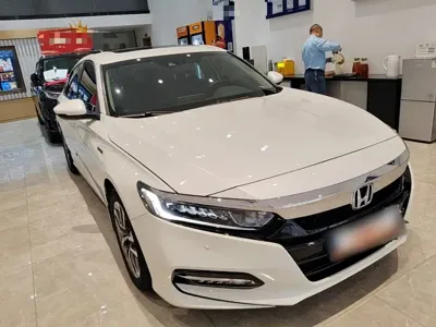 Honda Accord 2020, 81600 км, за 13581.26 USD