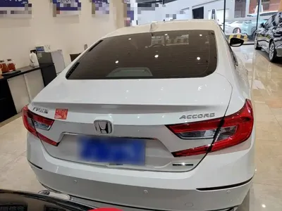 Honda Accord 2020, 81600 км, за 13581.26 USD - фото 6
