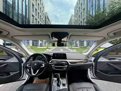 BMW 5 Series 2018, 132000 км, за 16032.74 USD - фото 16
