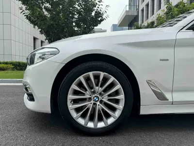 BMW 5 Series 2018, 132000 км, за 16032.74 USD - фото 25