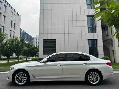 BMW 5 Series 2018, 132000 км, за 16032.74 USD - фото 29