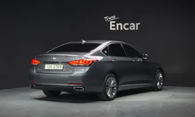 Hyundai Genesis 2016, 177439 км, за 5219.69 USD