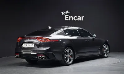 Kia Stinger 2018, 112933 км, за 9485.36 USD