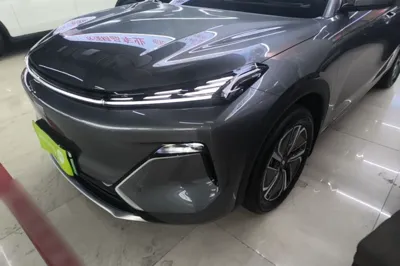 Geely Galaxy Galaxy Xingjian 7 EM-i 2025, 29400 км, за 14935 USD - фото 6