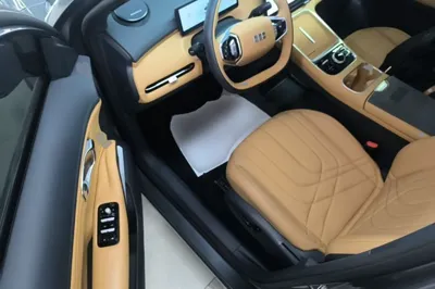 Geely Galaxy Galaxy Xingjian 7 EM-i 2025, 29400 км, за 14935 USD - фото 21