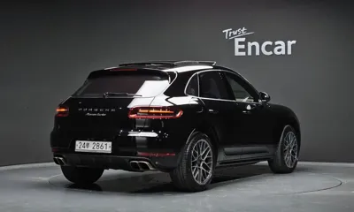 Porsche Macan 2015, 133112 км, за 17773.37 USD