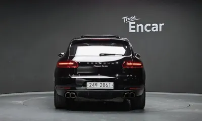 Porsche Macan 2015, 133112 км, за 17773.37 USD
