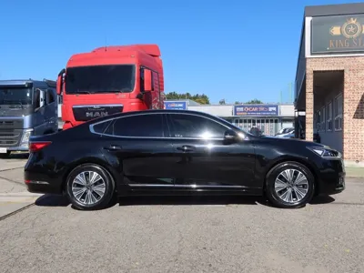 Kia K7 2018, 186000 км, за 7028.37 USD
