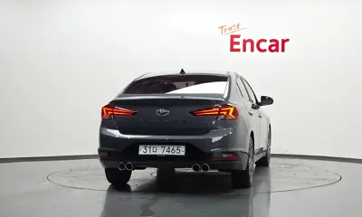 Hyundai Avante 2019, 152139 км, за 5993.49 USD