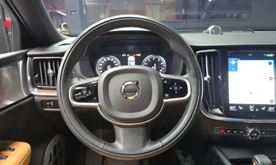 Volvo V60 2021, 28002 км, за 24380.57 USD - фото 13