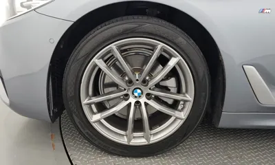 BMW 5-Series 2018, 105309 км, за 13465.58 USD