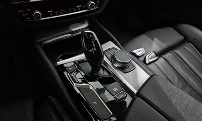 BMW 5-Series 2018, 105309 км, за 13465.58 USD - фото 9