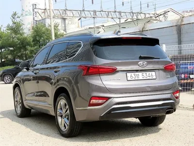 Hyundai Santafe 2019, 154925 км, за 10986.15 USD