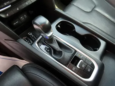 Hyundai Santafe 2019, 154925 км, за 10986.15 USD - фото 10