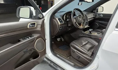 Jeep Cherokee 2014, 92385 км, за 8940.39 USD - фото 11