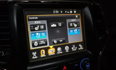 Jeep Cherokee 2014, 92385 км, за 8940.39 USD - фото 16