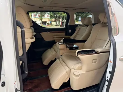 Toyota Alphard 2017, 230000 км, за 49734.17 USD - фото 6