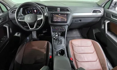 Volkswagen Tiguan 2022, 81115 км, за 16807.83 USD - фото 7