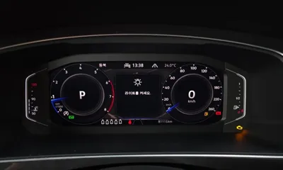 Volkswagen Tiguan 2022, 81115 км, за 16807.83 USD - фото 8