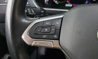 Volkswagen Tiguan 2022, 81115 км, за 16807.83 USD - фото 33