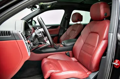 Porsche Cayenne 2019, 61110 км, за 48074.46 USD - фото 13