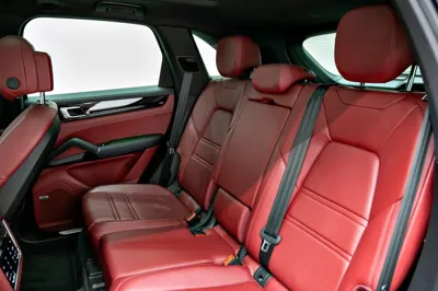 Porsche Cayenne 2019, 61110 км, за 48074.46 USD - фото 14