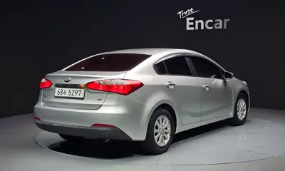 Kia K3 2013, 142032 км, за 3898.25 USD