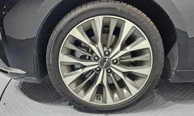Kia K8 2024, 22796 км, за 19478.84 USD