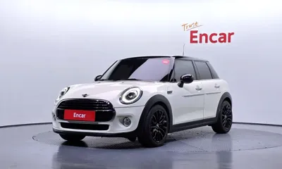 MINI Cooper · 2019 год